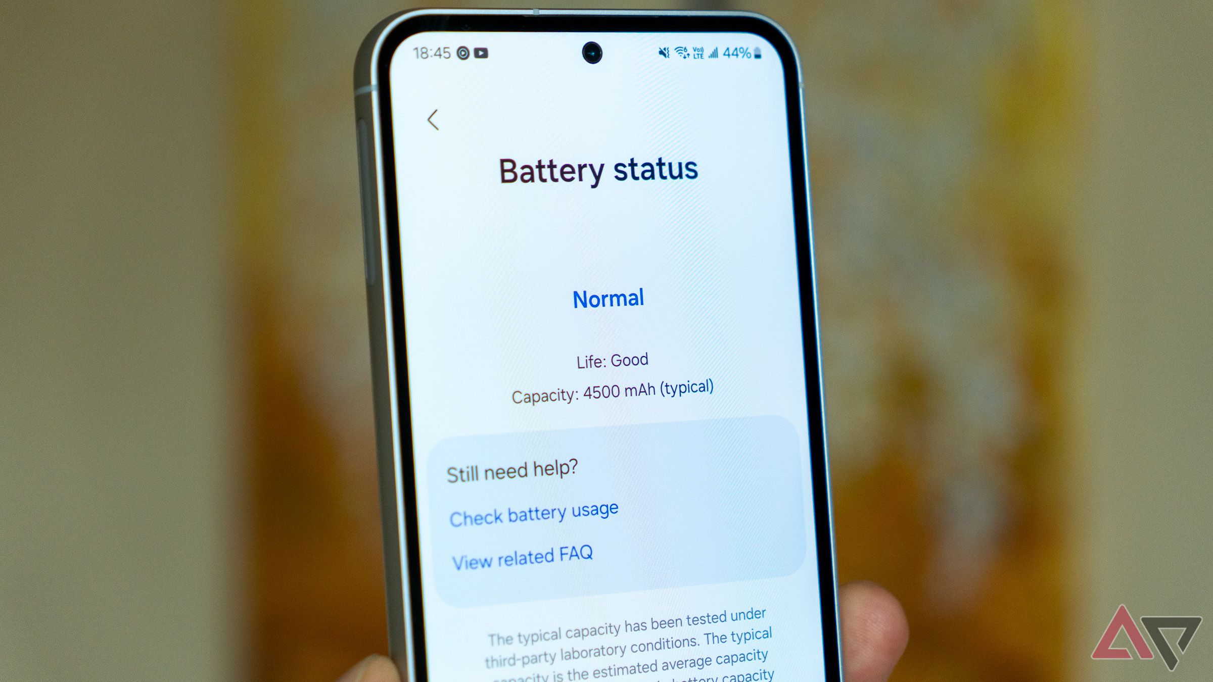 a phone displaying normal battery health in the samsung members app