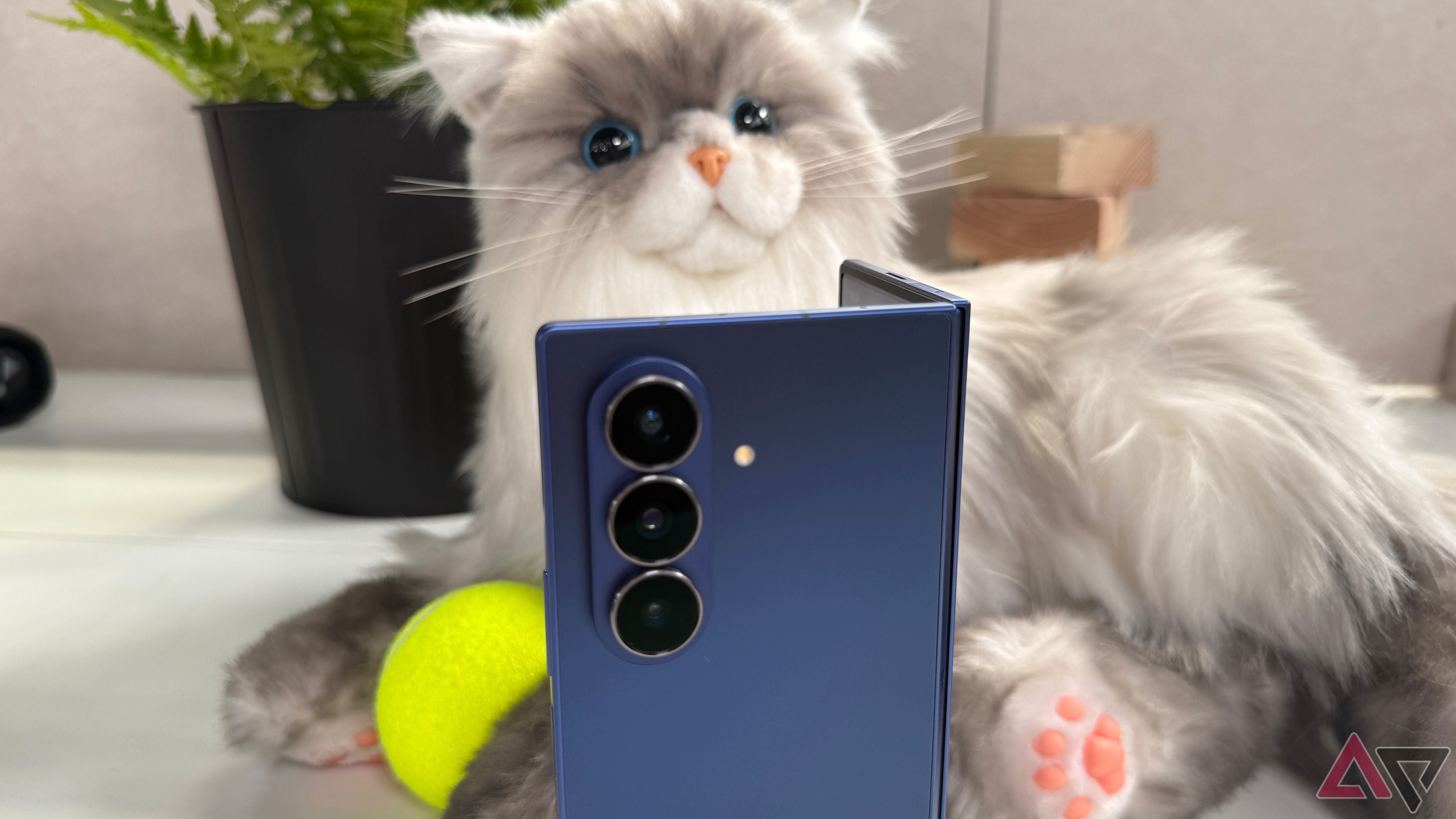 Samsung-Galaxy-Z-Fold-7-open-book-style-showing-camera-cutouts