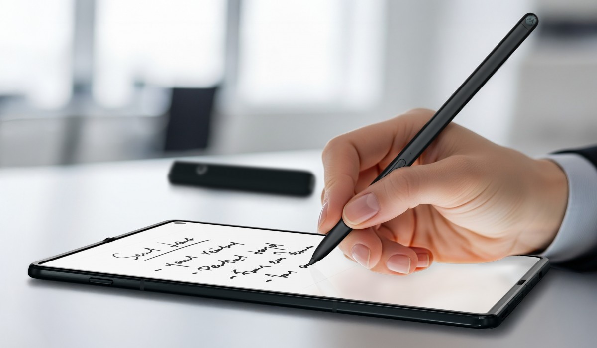 Motorola Razr Fold stylus